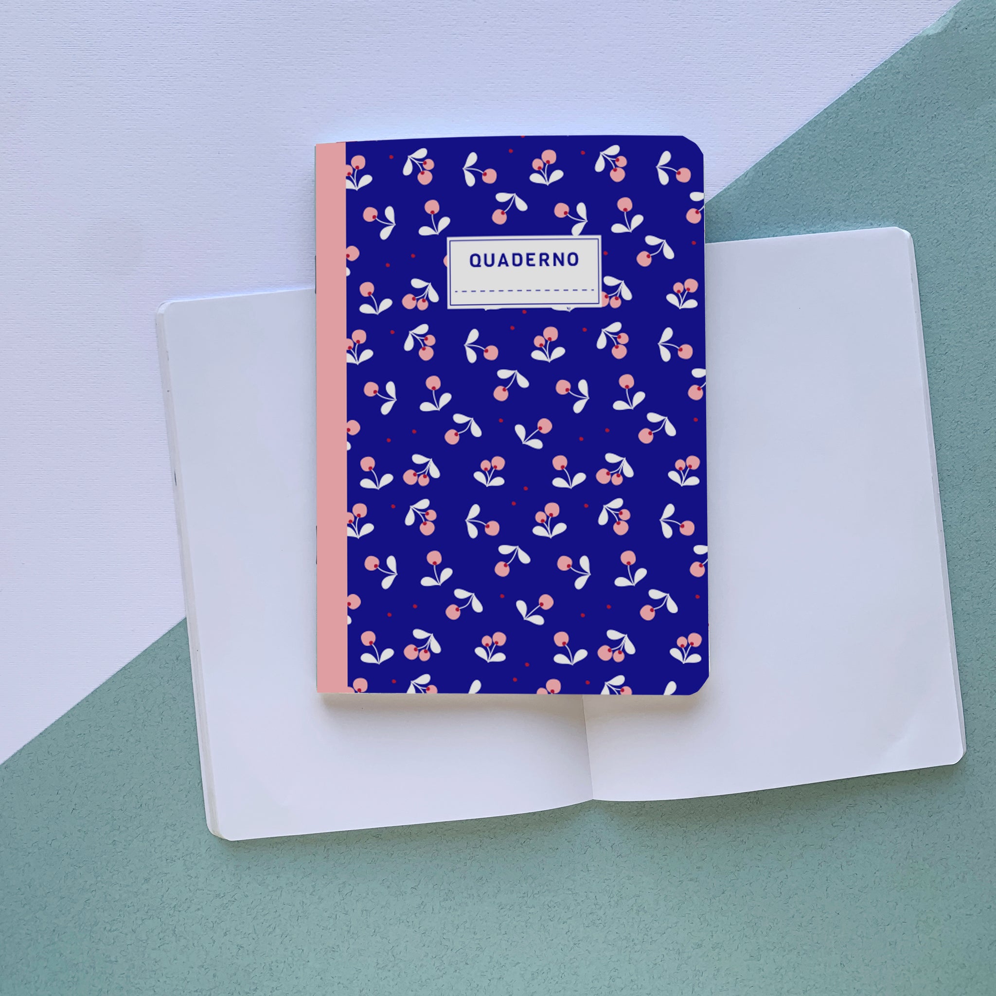Quaderno piccolo A5 Fiorellini blu e rosa
